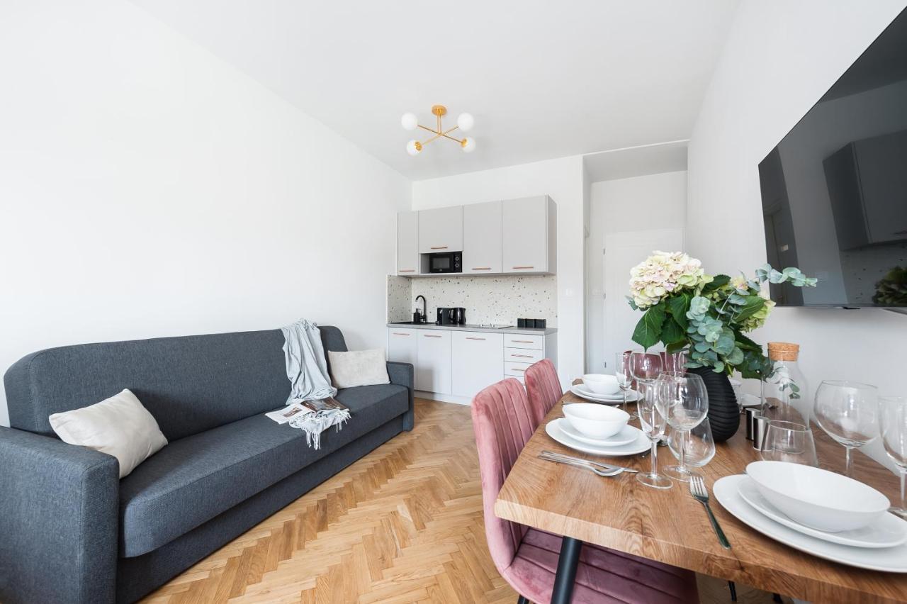 Apartament Gallery 7 - 6 *